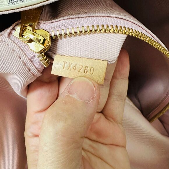 Louis Vuitton Graceful PM - Picture 16 of 16